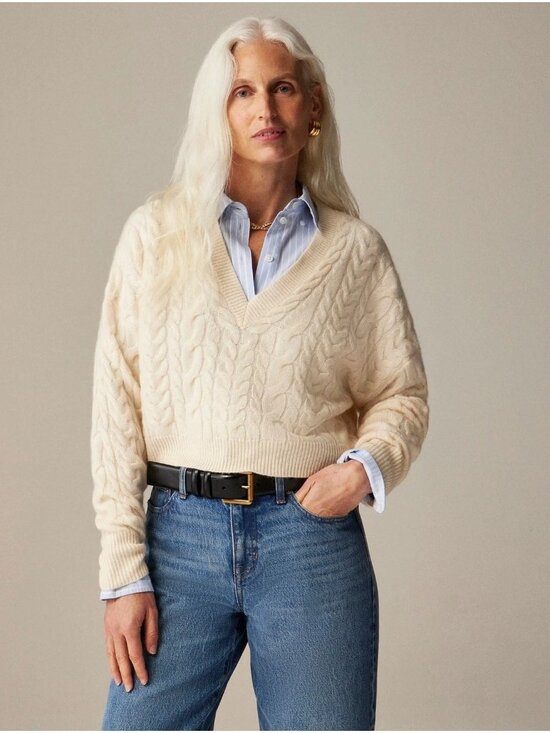 J. Crew Sweaters - NWT J.Crew Cashmere Cropped Cable-knit V-neck Sweater in Warm Sesame Ivory L